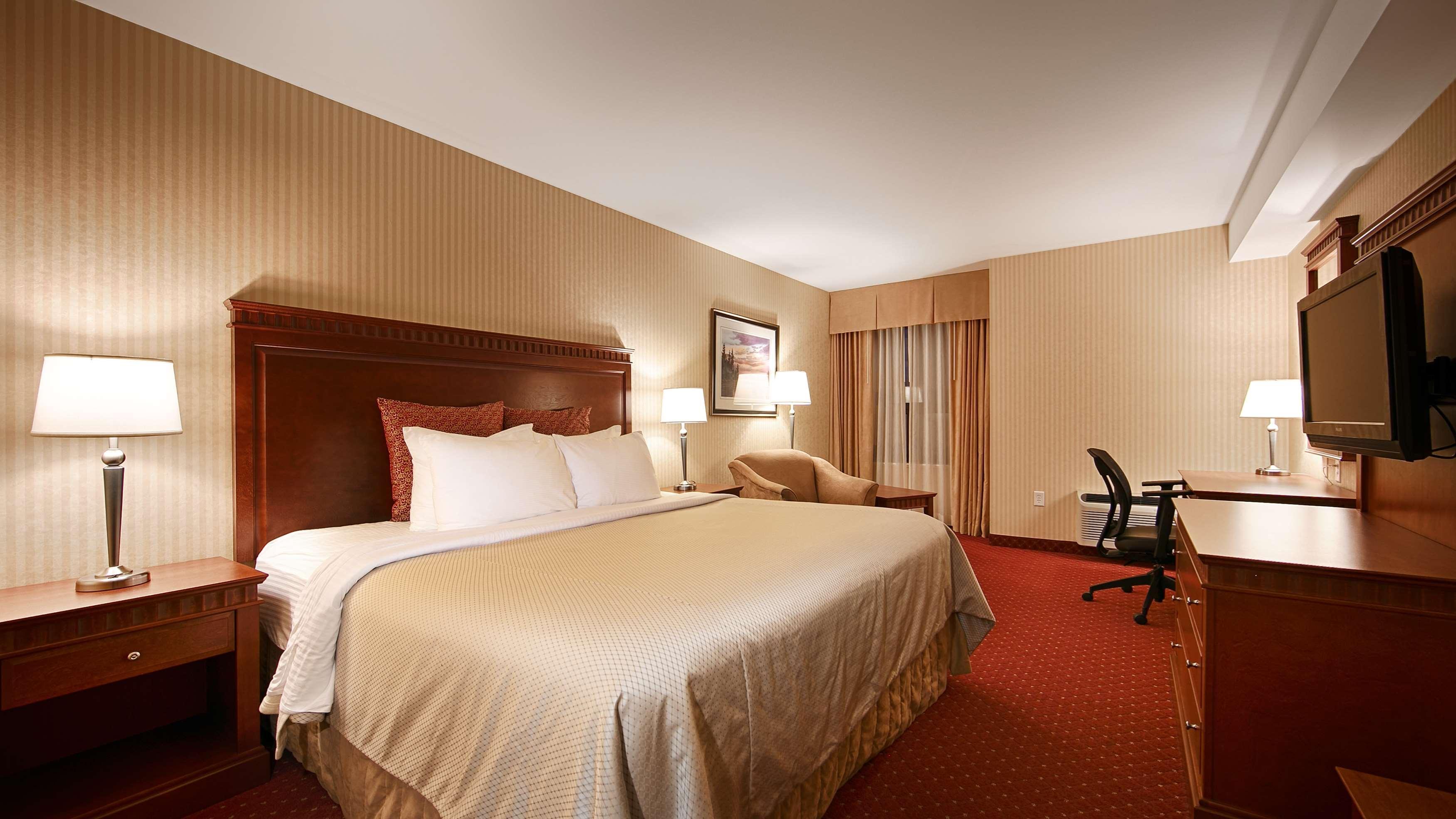 Best Western Plus Otonabee Inn Peterborough Exterior photo