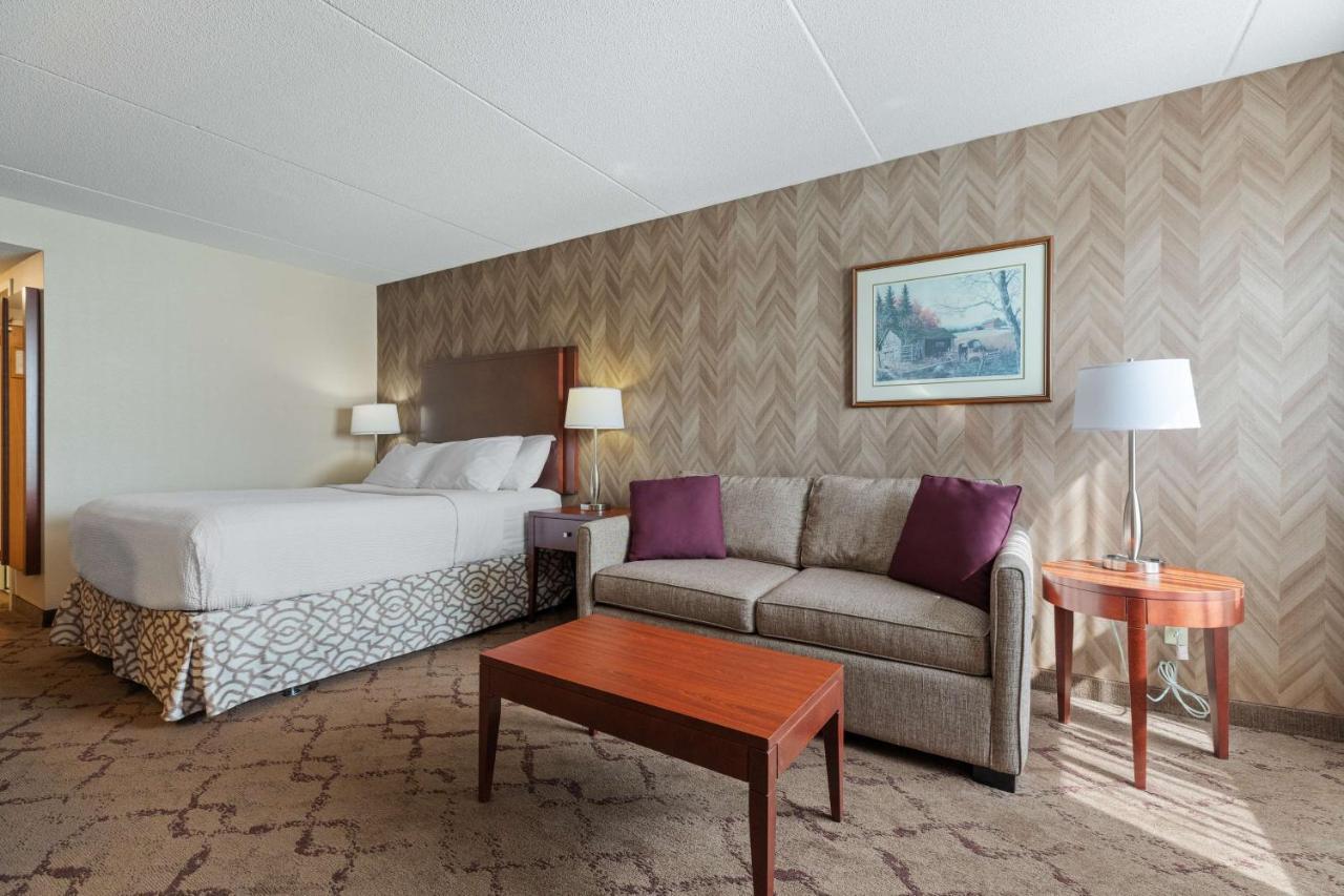 Best Western Plus Otonabee Inn Peterborough Exterior photo