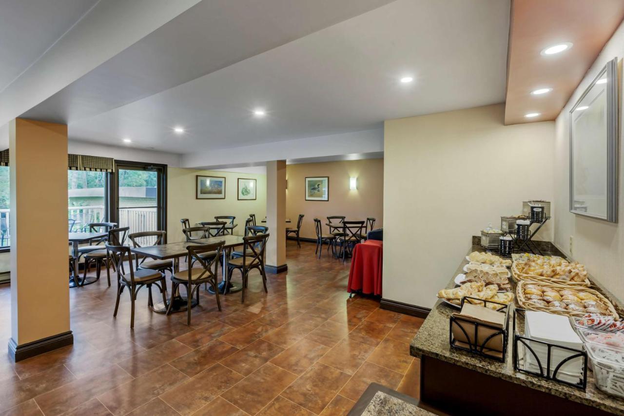Best Western Plus Otonabee Inn Peterborough Exterior photo