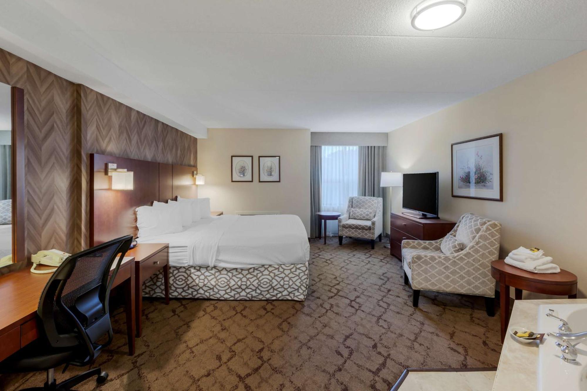 Best Western Plus Otonabee Inn Peterborough Exterior photo