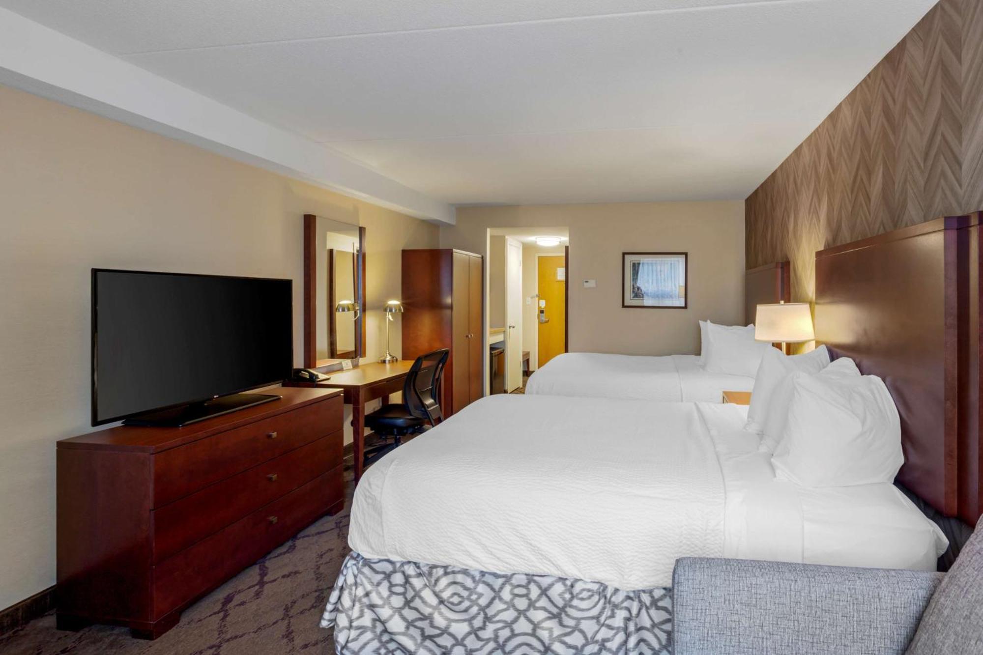 Best Western Plus Otonabee Inn Peterborough Exterior photo