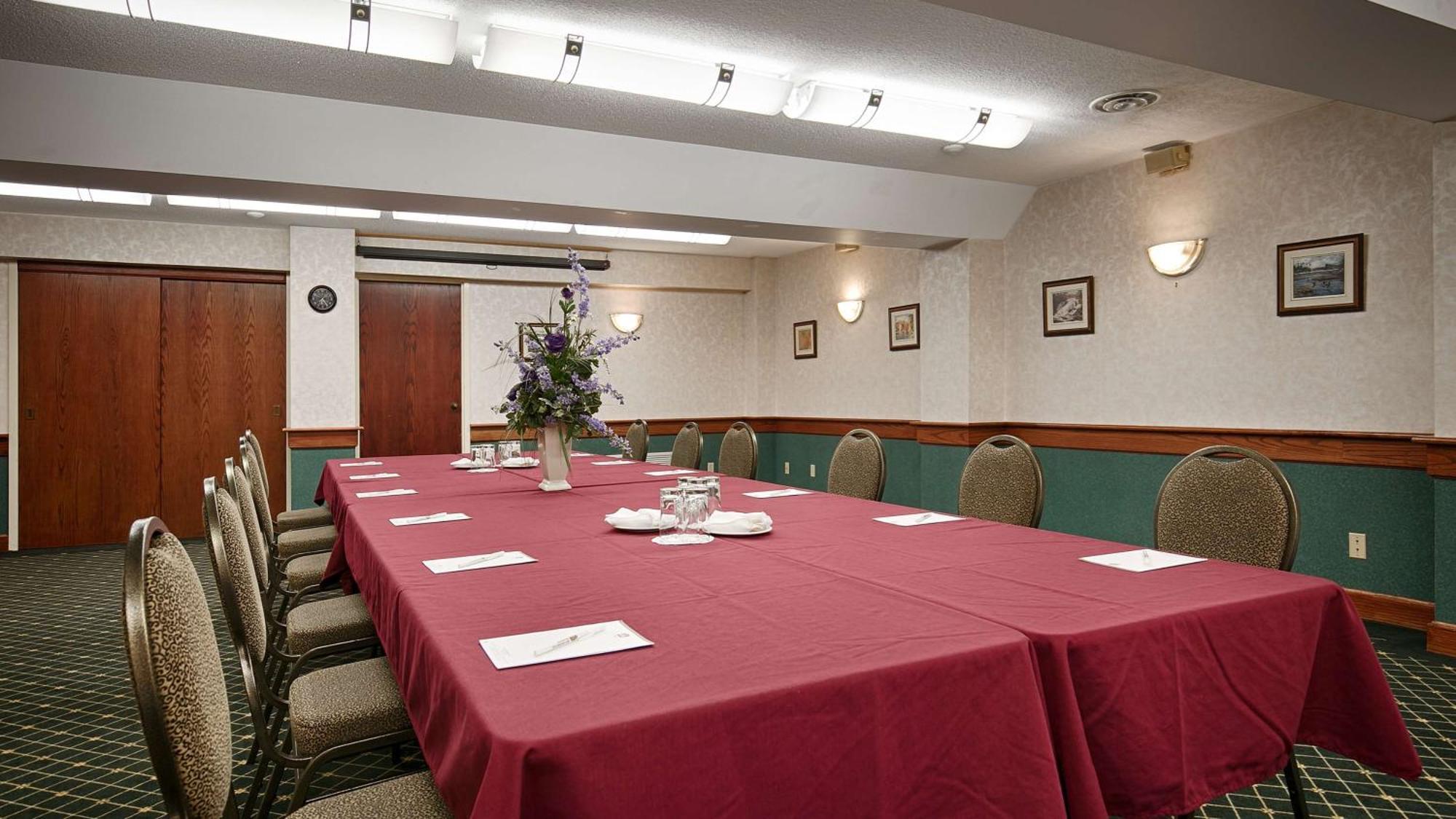 Best Western Plus Otonabee Inn Peterborough Exterior photo